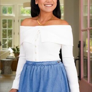 New Off-Shoulder White Ribbed Button-Front Women’s Sweater